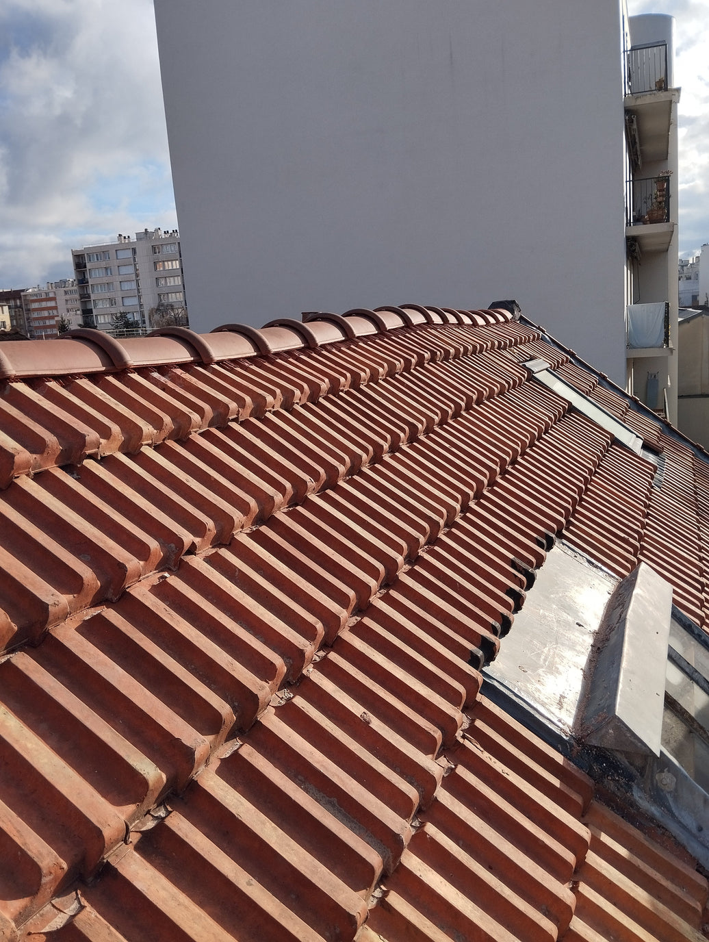 Réfection de faîtage à Montreuil (93100)