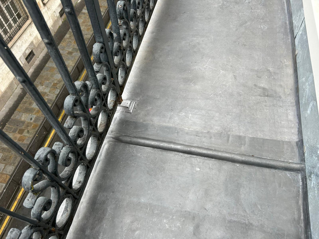 Réfection de l'étanchéité d'un balcon en plomb à Paris 9ᵉ (75009)